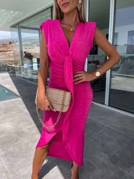 basic casual dresses casual summer women dress solid color tank sleeve vneck sheath slim sleeveless office lady elelgant dresses 230519, Black;gray
basic casual dresses casual summer women dress solid color tank sleeve vneck sheath slim sleeveless office lady elelgant dresses 230519, Black;gray