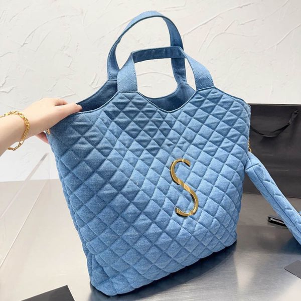 sky blue quilted women large tote bag denim gold badge designer crossbody bag vintage one shoulder shopping travel suitcases classic luxury
sky blue quilted women large tote bag denim gold badge designer crossbody bag vintage one shoulder shopping travel suitcases classic luxury