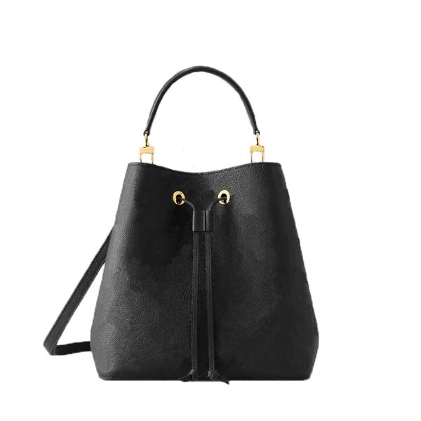 fashionable drawstring bag outdoor crossbody embossed letter logo design leather handbag with series code
fashionable drawstring bag outdoor crossbody embossed letter logo design leather handbag with series code