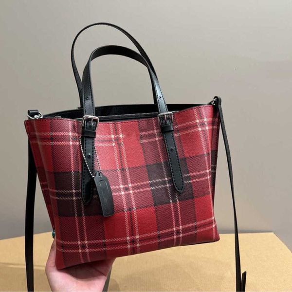 23 spring/summer new checkered small tote bag crossbody dumpling bag shopping bag one shoulder bag wing bag bat bag 230519
23 spring/summer new checkered small tote bag crossbody dumpling bag shopping bag one shoulder bag wing bag bat bag 230519
