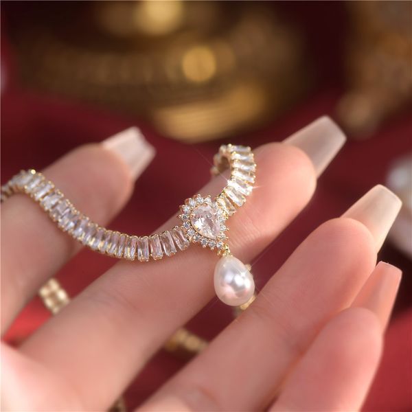 chokers fashion gold colour clavicle chain choker necklace for women simple elegant jewelry party wedding 230519, Golden;silver
chokers fashion gold colour clavicle chain choker necklace for women simple elegant jewelry party wedding 230519, Golden;silver