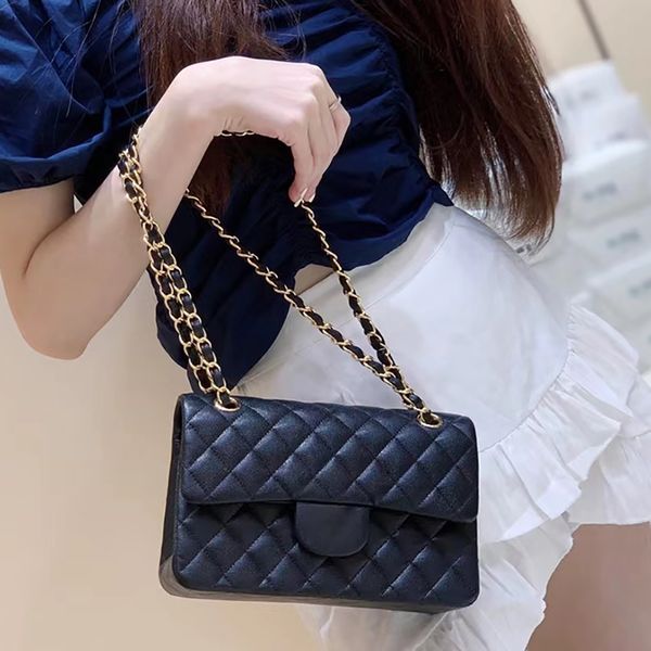 designer crossbody bag luxury chain bag handbags genuine leather flap bag 23cm level replication shoulder bag with box ch030
designer crossbody bag luxury chain bag handbags genuine leather flap bag 23cm level replication shoulder bag with box ch030