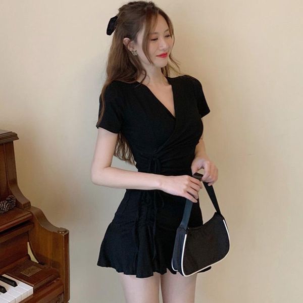 dresses korean dress fashion women's dresses slim solid color drawstring pleated design vneck shortsleeved dress, Black;gray
dresses korean dress fashion women's dresses slim solid color drawstring pleated design vneck shortsleeved dress, Black;gray