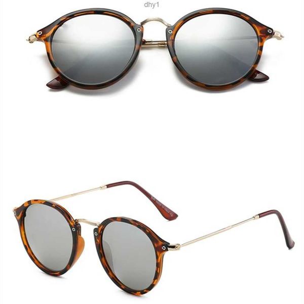 1 piece fashion sunglasses toswrdpar glasses designer men's ladies brown case black metal frame dark 50mm lens 168zpr, White;black
1 piece fashion sunglasses toswrdpar glasses designer men's ladies brown case black metal frame dark 50mm lens 168zpr, White;black