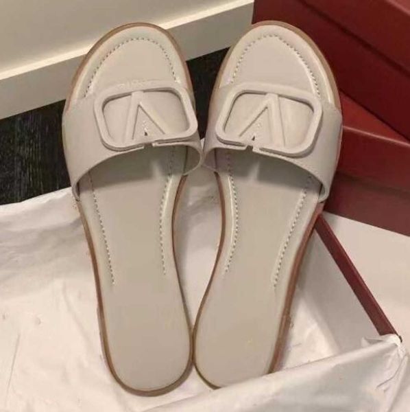 designer women's new 2023 slippers v-button fashion brand sandals women slides casual flat bottom lazy loafers womens slippers, Black
designer women's new 2023 slippers v-button fashion brand sandals women slides casual flat bottom lazy loafers womens slippers, Black