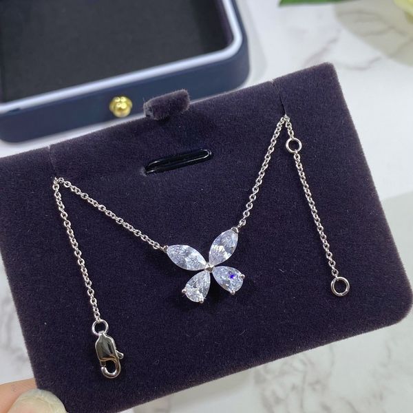 luxury designer diamond bow necklace pendant elegant and generous skin friendly non fading non allergic discipline gift party, Silver
luxury designer diamond bow necklace pendant elegant and generous skin friendly non fading non allergic discipline gift party, Silver