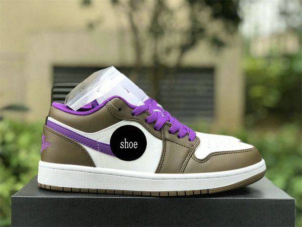 retro sports shoes 2023 new 1 low purple mocha palomino wild berry white men/women/kids basketball shoes 1s youth gs big boy basketball casu
retro sports shoes 2023 new 1 low purple mocha palomino wild berry white men/women/kids basketball shoes 1s youth gs big boy basketball casu