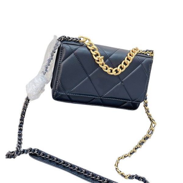 designer bag genuine leather shoulder pink flap wallet lambskin classic purse diamond lattice quilted hangbags crossbody gold sliver chain s
designer bag genuine leather shoulder pink flap wallet lambskin classic purse diamond lattice quilted hangbags crossbody gold sliver chain s