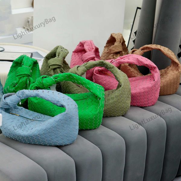 large woven jodie bag 2023 new net premium leather red tie croissant personalized one shoulder portable cloud bag
large woven jodie bag 2023 new net premium leather red tie croissant personalized one shoulder portable cloud bag