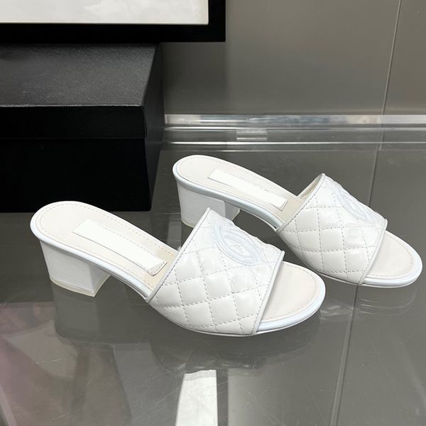 designer womens sandals thick heel slippers goat leather upper leather inner ribbed embroidery logo dress shoes dance ballet shoes beach cas, Black
designer womens sandals thick heel slippers goat leather upper leather inner ribbed embroidery logo dress shoes dance ballet shoes beach cas, Black