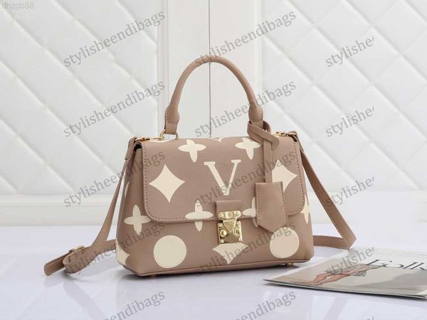 designer bag tote bags totes madeleine shoudler bag women crossbody handbag ladies purse embossed letters lock removable shoulder strap 0405
designer bag tote bags totes madeleine shoudler bag women crossbody handbag ladies purse embossed letters lock removable shoulder strap 0405