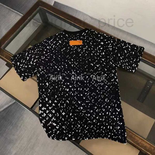 women's t-shirt designer mens women t shirts with letter budge summer breathable tees outwear solid colors tshirts classical short sle, White
women's t-shirt designer mens women t shirts with letter budge summer breathable tees outwear solid colors tshirts classical short sle, White