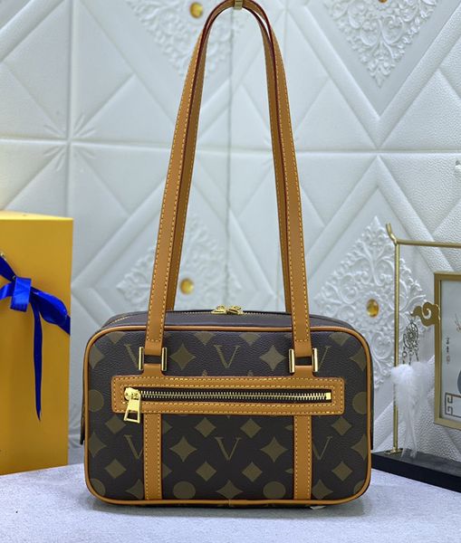 designer women shoulder bags luxury vintage cite handbags quality leather flowers letter camera bag original ladies underarm pouch fashion p
designer women shoulder bags luxury vintage cite handbags quality leather flowers letter camera bag original ladies underarm pouch fashion p