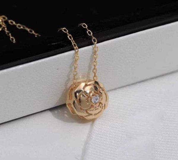 fashion hollowed out camellia necklace women039s luxury temperament rose s925 sterling silver brand jewelry fairy exquisite par3050190
fashion hollowed out camellia necklace women039s luxury temperament rose s925 sterling silver brand jewelry fairy exquisite par3050190