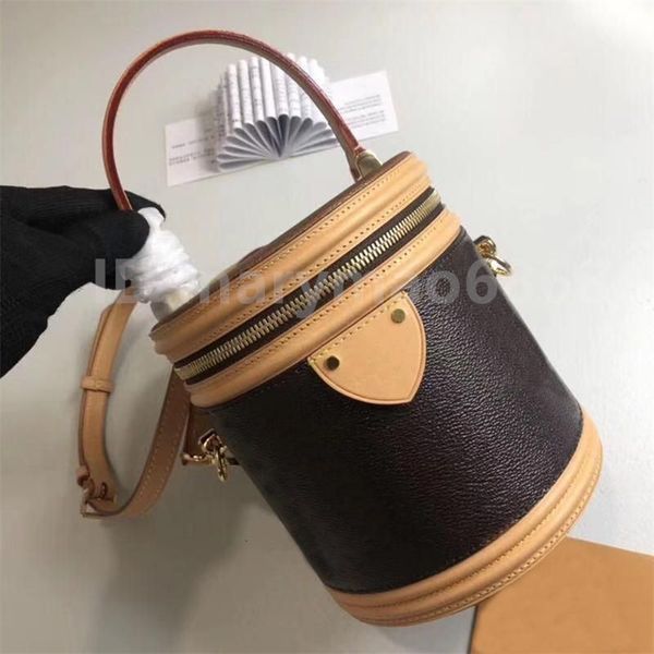 fashion designer cannes bags womens cylinder handbag designer shoulder bag wallet luxurys mini bucket bag crossbodys messengers cosmetic cas
fashion designer cannes bags womens cylinder handbag designer shoulder bag wallet luxurys mini bucket bag crossbodys messengers cosmetic cas
