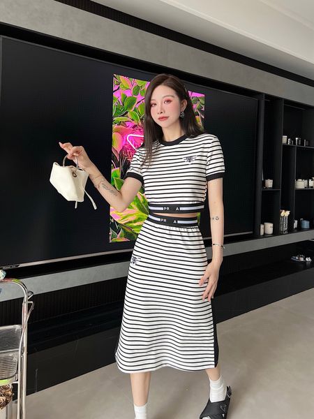 two piece dress spring/summer new fashion stripe short ribbon skirt casual set, White
two piece dress spring/summer new fashion stripe short ribbon skirt casual set, White