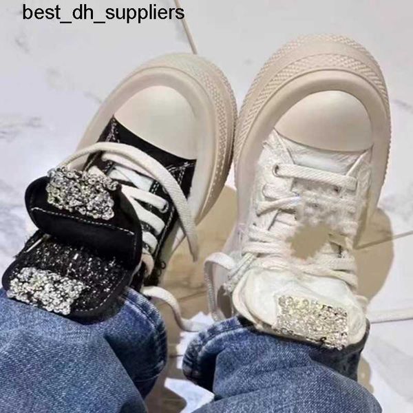 cloud walking thick sole heightened white canvas shoes female 2023 spring new small white shoes fashion casual board shoes female, Black
cloud walking thick sole heightened white canvas shoes female 2023 spring new small white shoes fashion casual board shoes female, Black
