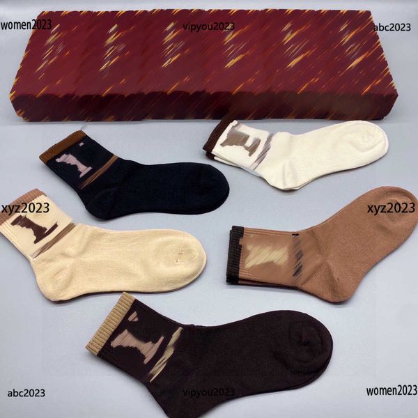 fashion mens and womens four seasons pure cotton ankle short socks designer breathable outdoor leisure sock with box, Black
fashion mens and womens four seasons pure cotton ankle short socks designer breathable outdoor leisure sock with box, Black