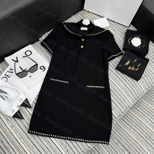 23ss womens designer clothing summer dresses women dress navy lapel patchwork embroidery tucked waist short-sleeved dress womens clothing a1, Black;gray
23ss womens designer clothing summer dresses women dress navy lapel patchwork embroidery tucked waist short-sleeved dress womens clothing a1, Black;gray