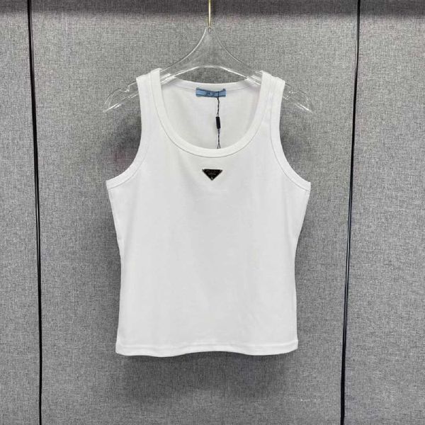 high version 23 spring/summer new knitted tank with bottom for women to wear externally, White
high version 23 spring/summer new knitted tank with bottom for women to wear externally, White