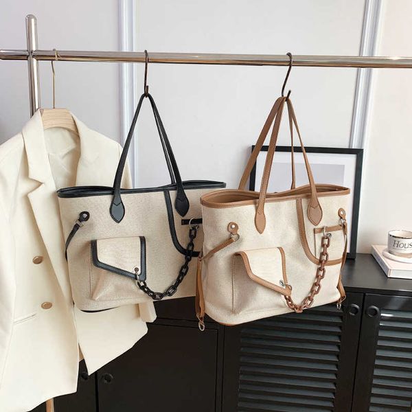 large shoulder bag for women fashion trend chain designer female handbags purses tote bags 230424
large shoulder bag for women fashion trend chain designer female handbags purses tote bags 230424