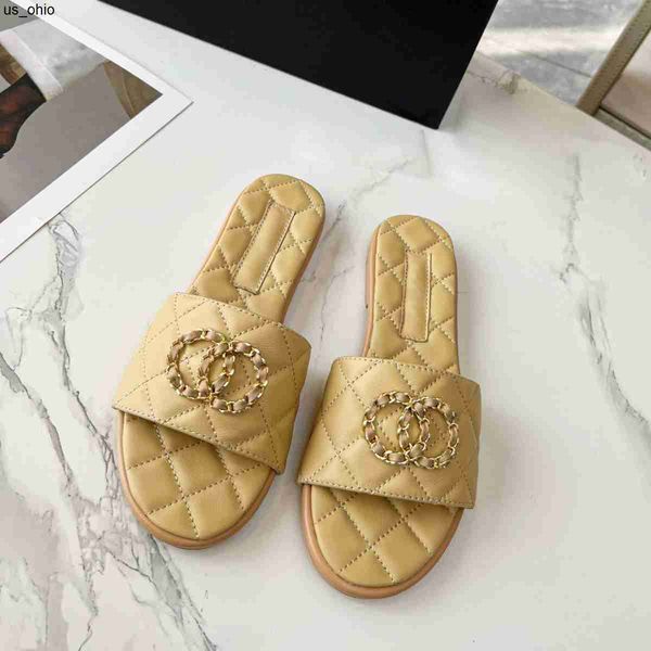slippers interlocking chain link embellished slides slippers luxe beach sandals genuine leather shoes open toes casual flats for women luxur, Black
slippers interlocking chain link embellished slides slippers luxe beach sandals genuine leather shoes open toes casual flats for women luxur, Black