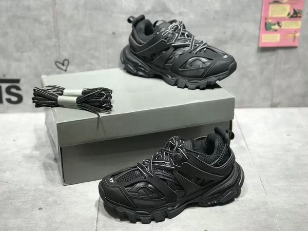 men women casual shoes triple-s dad sneakers runner blue lime grey white black clunky trainers designers classic platform chaussures 2023
men women casual shoes triple-s dad sneakers runner blue lime grey white black clunky trainers designers classic platform chaussures 2023