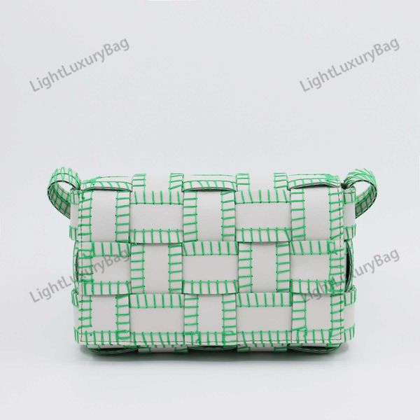 designers cross body small square bag new summer clamshell women's bag woven sewing bean curd bag large capacity commuter bag
designers cross body small square bag new summer clamshell women's bag woven sewing bean curd bag large capacity commuter bag