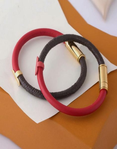 europe america style lady women round print flower design engraved letter metal hardware snap fastener double color leather bracel6939021, Black
europe america style lady women round print flower design engraved letter metal hardware snap fastener double color leather bracel6939021, Black