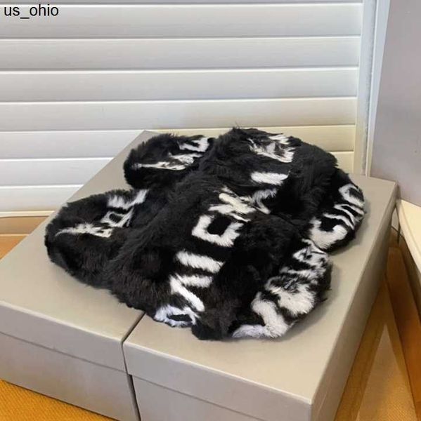slippers women's plus fluffy fur slippers luxury brand designer shoes warm indoor flipflops fashion black 05 j230520
slippers women's plus fluffy fur slippers luxury brand designer shoes warm indoor flipflops fashion black 05 j230520