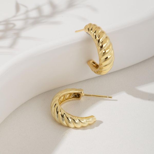 huggie croissant hook earrings for women 925 sterling silver piercing hoop earrings 18k gold plated fine jewelry korean pendientes, Golden;silver 
huggie croissant hook earrings for women 925 sterling silver piercing hoop earrings 18k gold plated fine jewelry korean pendientes, Golden;silver