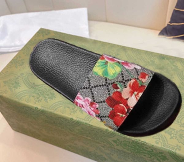 new 2023 womens slippers men classic summer designer cartoon leather fashion brand bath shoes lady sandals large womens slippers, Black
new 2023 womens slippers men classic summer designer cartoon leather fashion brand bath shoes lady sandals large womens slippers, Black