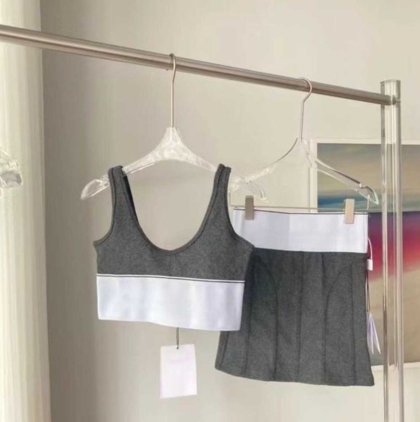 womens aw tracksuits two piece dress designer tank cottons stretch cropped suit fitness 2pcs bra mini skirts tanks shorts golf tennis vint, White
womens aw tracksuits two piece dress designer tank cottons stretch cropped suit fitness 2pcs bra mini skirts tanks shorts golf tennis vint, White