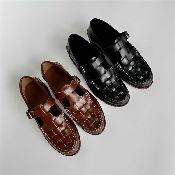 the new hereu mary jane shoe style is niche handmade with cow thick soles french leather t-shaped straps single shoes for women, Black
the new hereu mary jane shoe style is niche handmade with cow thick soles french leather t-shaped straps single shoes for women, Black