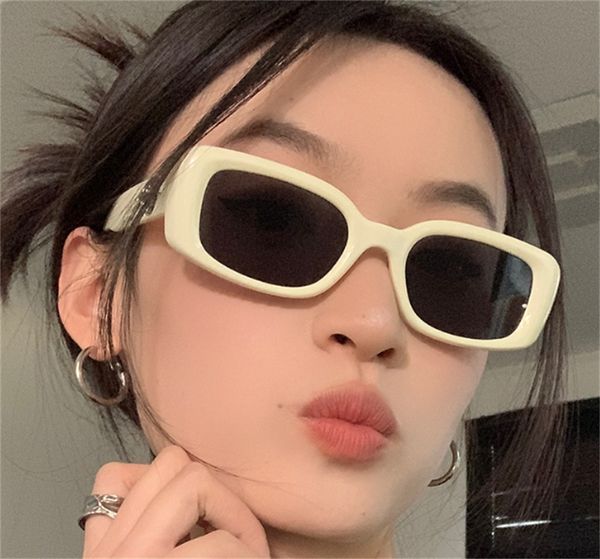 women's sunglasses, high-end large face slimming sunglasses, uv resistant, White;black
women's sunglasses, high-end large face slimming sunglasses, uv resistant, White;black