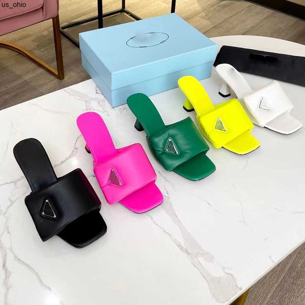 slippers new slippers women high heel designer sandals wine spool heel 65cm open toe square head triangle button decorative casual fashion f, Black
slippers new slippers women high heel designer sandals wine spool heel 65cm open toe square head triangle button decorative casual fashion f, Black