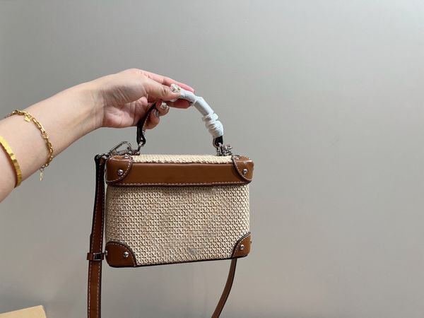 10a fashion box beach bag large capacity woven linen leather shoulder strap handle metal logo classic women's flip bag id luxury_bag158
10a fashion box beach bag large capacity woven linen leather shoulder strap handle metal logo classic women's flip bag id luxury_bag158
