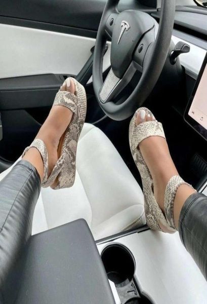 large 3643 sandals in summer women039s slope heel buckle open toe high heels trend2503997, Black
large 3643 sandals in summer women039s slope heel buckle open toe high heels trend2503997, Black
