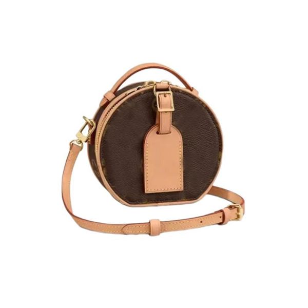 luxury designer round cake bag, classic vintage diagonal hanging bag, portable single shoulder original box bag, women's bag
luxury designer round cake bag, classic vintage diagonal hanging bag, portable single shoulder original box bag, women's bag