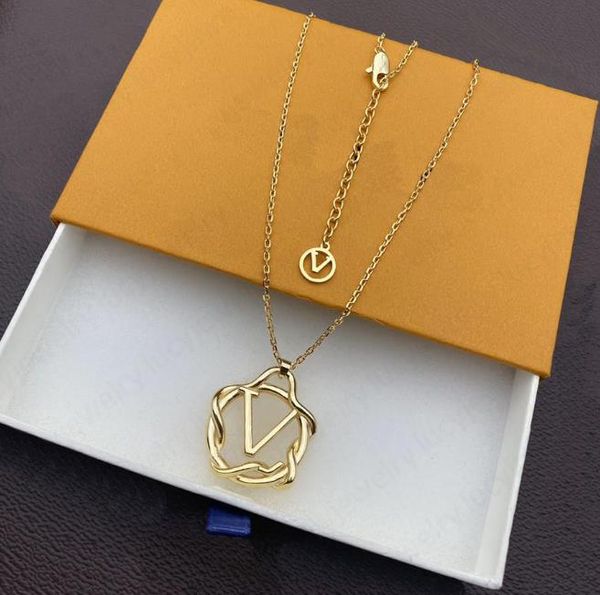 designer gold necklace classic never goes out of style necklace fashionable design for men women 3 styles plus box, Black
designer gold necklace classic never goes out of style necklace fashionable design for men women 3 styles plus box, Black