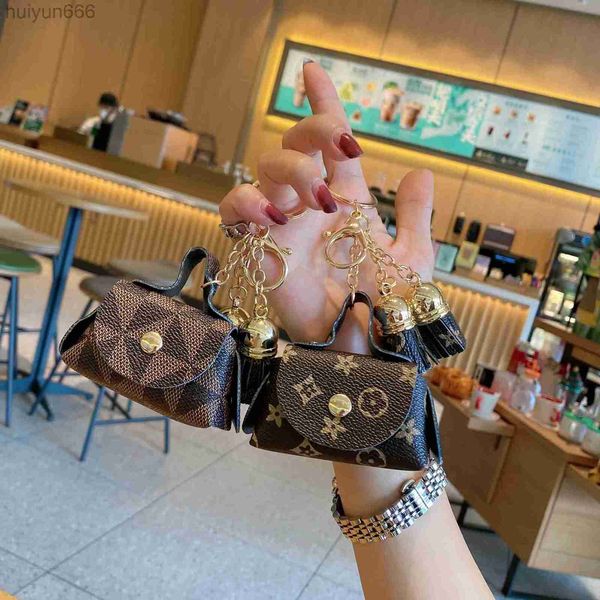 7colors cute presbyopia leather cartoon keychain designer coin purse headset mini school bag tassel key ring pu leather car keychains jewelr, Silver
7colors cute presbyopia leather cartoon keychain designer coin purse headset mini school bag tassel key ring pu leather car keychains jewelr, Silver