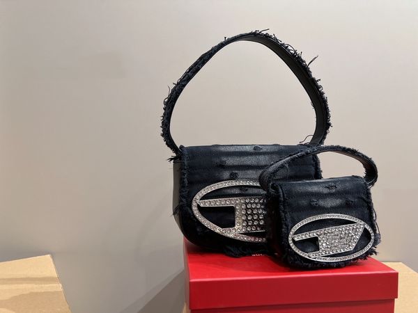 mini bag designer dingdang bags luxury crossbody armpit bag beach bag flap shoulder bag patent leather clutch bags 2023 new fashion handbags
mini bag designer dingdang bags luxury crossbody armpit bag beach bag flap shoulder bag patent leather clutch bags 2023 new fashion handbags