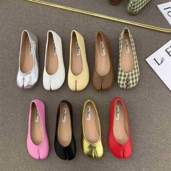 slipper bailamo women flat 2023 new summer fashion split toe ballet shoe brief on ballerina korean style soft loafer 220622, Black
slipper bailamo women flat 2023 new summer fashion split toe ballet shoe brief on ballerina korean style soft loafer 220622, Black