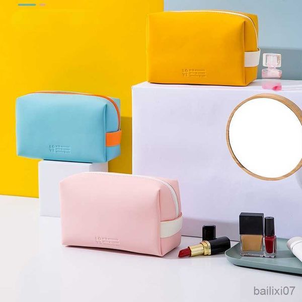 cosmetic bags cases waterproof makeup bag for women girl leather cosmetic bag travel zipper letter print make up organizer toiletry pouch ca
cosmetic bags cases waterproof makeup bag for women girl leather cosmetic bag travel zipper letter print make up organizer toiletry pouch ca