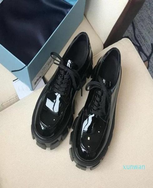 loafers shoes platform sneakers chunky sole white black triangle logo brushed leather pointed round toes monolith women3749608
loafers shoes platform sneakers chunky sole white black triangle logo brushed leather pointed round toes monolith women3749608