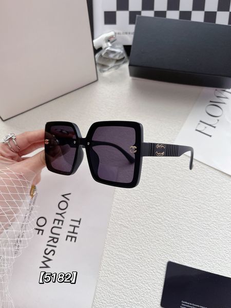 fashion designer sunglasses classic eyeglasses goggle outdoor personality extraordinary beach sun glasses for man woman 4 color optional wit, White;black
fashion designer sunglasses classic eyeglasses goggle outdoor personality extraordinary beach sun glasses for man woman 4 color optional wit, White;black