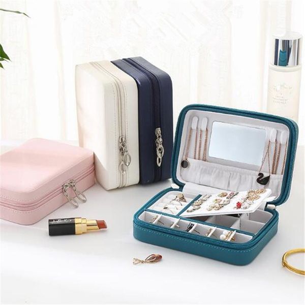 boxes 2021 new 4 colors small size zipper leather jewelry box travel jewelry organizer multifunction earring ring necklace storage box, Black;white
boxes 2021 new 4 colors small size zipper leather jewelry box travel jewelry organizer multifunction earring ring necklace storage box, Black;white