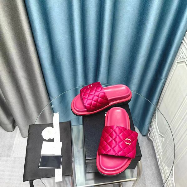 designer sandals for women leather channel classic heel slippers luxury woman slides ccity plate-forme sdfdsfas, Black
designer sandals for women leather channel classic heel slippers luxury woman slides ccity plate-forme sdfdsfas, Black