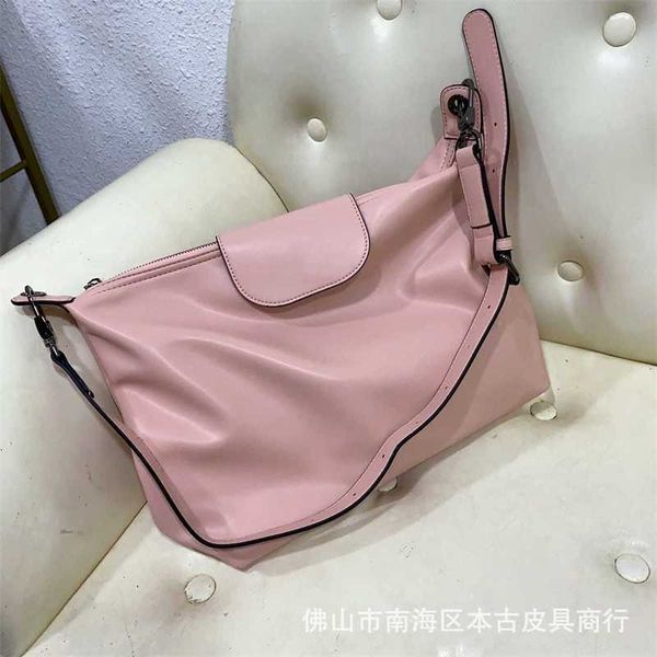 luxurys designer bag postman 2023 underarm premium handbag portable bag hobo high shoulder woman capacity totes bags
luxurys designer bag postman 2023 underarm premium handbag portable bag hobo high shoulder woman capacity totes bags