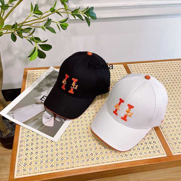 luxury designer baseball cap fashion classic simple style men and women universal design temperament sunshade outdoor travel applicability g, Blue;gray
luxury designer baseball cap fashion classic simple style men and women universal design temperament sunshade outdoor travel applicability g, Blue;gray